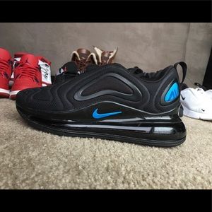 Nike Air Max 720